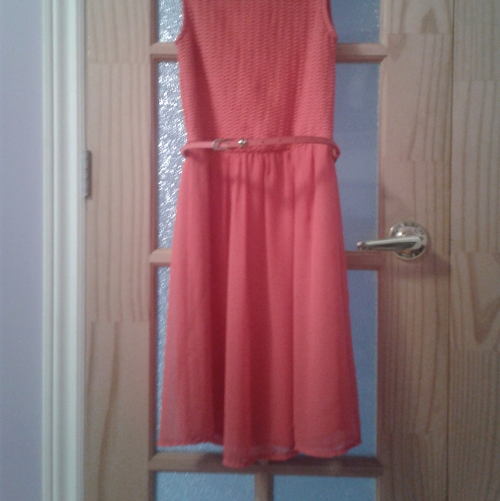 ❤CORAL GUESS DRESS - Picture 5 of 5